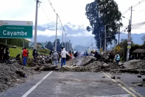 Paralización en el Ecuador: Imbabura mantiene bloqueos y tensión social tras 23 días